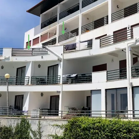 Daire Views-ocean Breeze-duplex Dreams