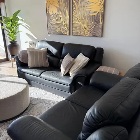 Live The Beach Life, Duplex Apartment With Beach Views Just 3 Minutes From The Ocean アパート *